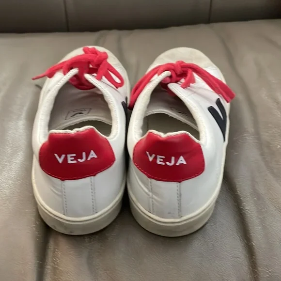 Vejas size like new girls white black and red sneaks with suede toe - Main Image